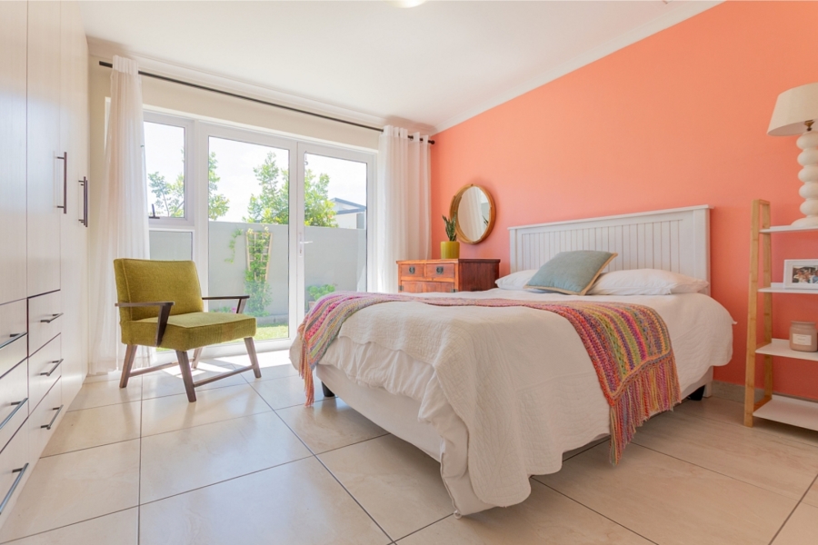 4 Bedroom Property for Sale in Sunset Estate Western Cape